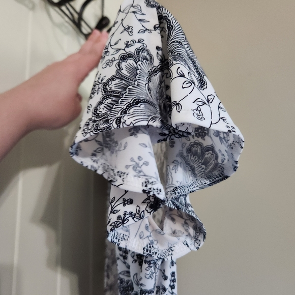 Wrap Blouse black & white floral - Picture 6 of 7